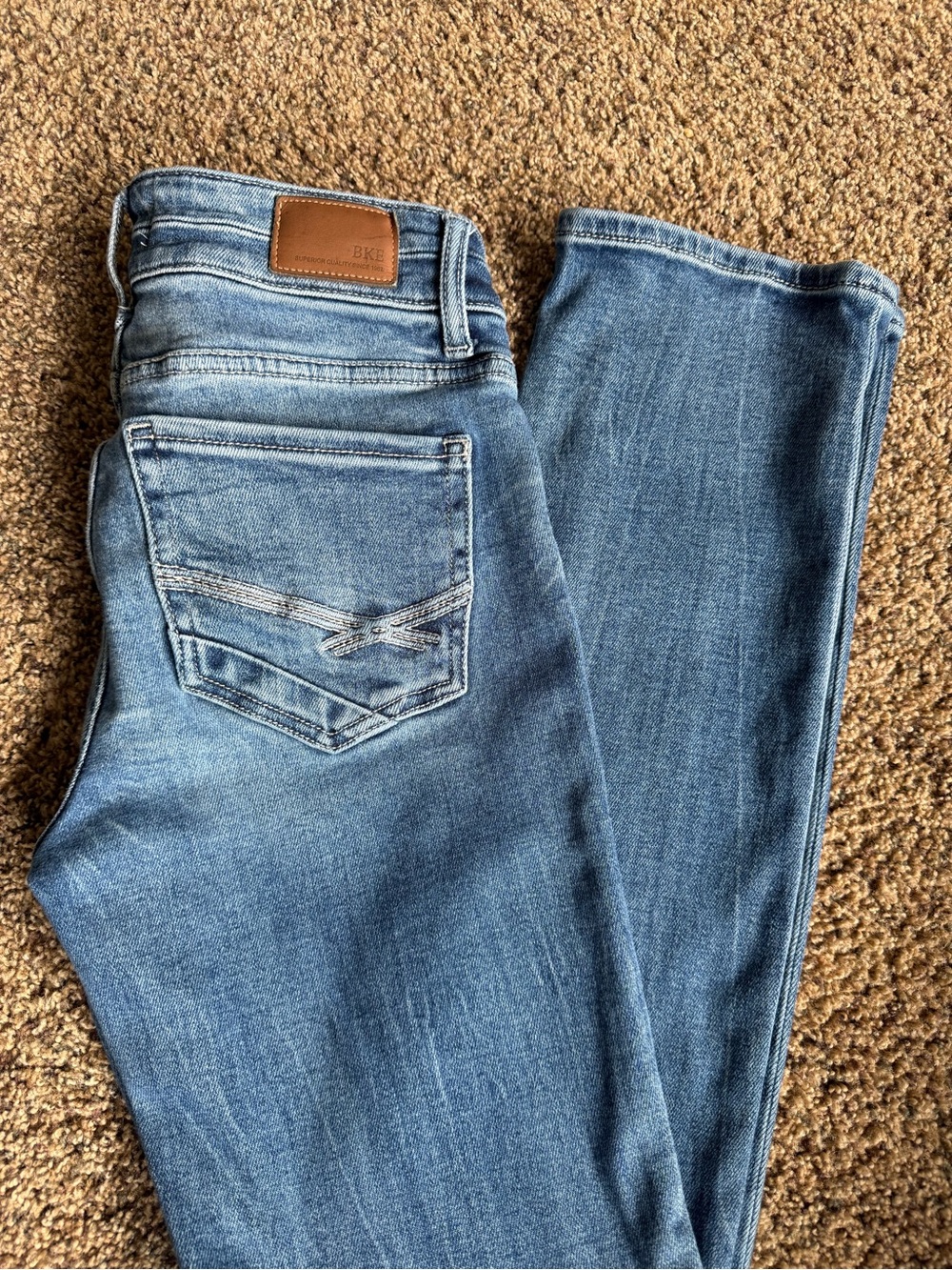 Women’s BKE Buckle Payton Mid-RiseStraight Jeans Medium Wash Size 27x32
